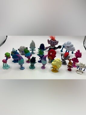 Trolls Mini Figures Set of 18 - Multicolor Hair Characters, 16 small/ 2 large